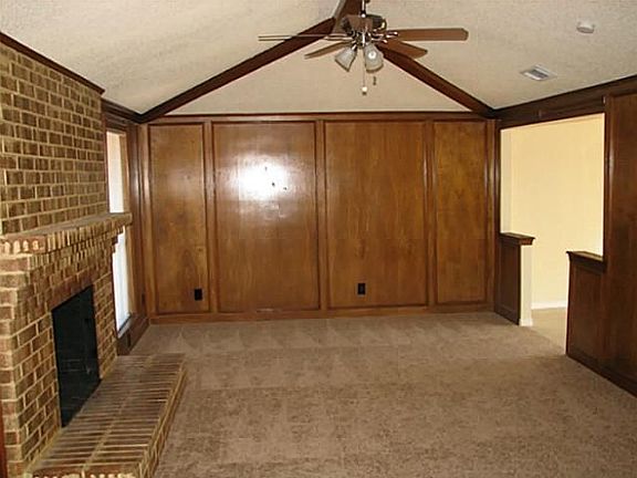 4th image of 7302 Lakeshore Dr