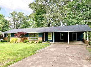 113 Patsy Dr, Florence, AL 35633