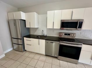 68 Chatham St APT 1, Worcester, MA 01609