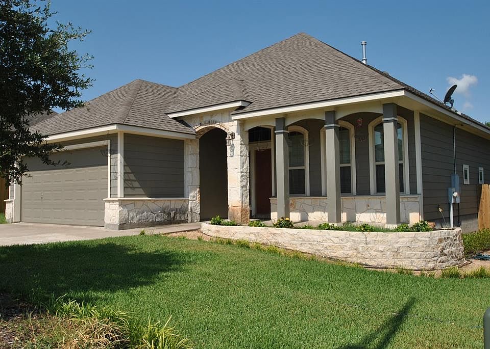 1st image of 801 Moonbeam Ct