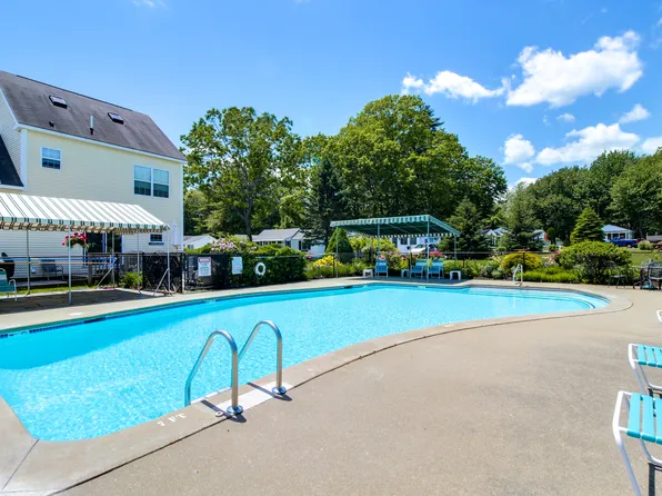 76 Post Road #16M, Wells, ME 04090