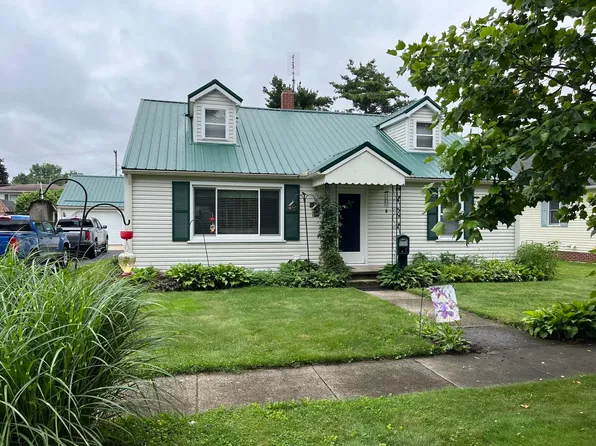 508 S Line St, South Whitley, IN 46787