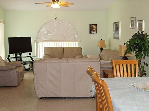 3rd image of 4811 Pliny Ct