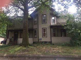 532-A/B Crosby St, Akron, OH 44302