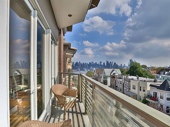 4th image of 34-40 48th St Unit 4A