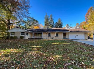 528 Prospect St, South Haven, MI 49090