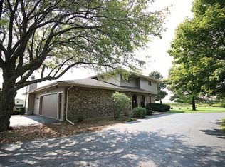 18279 E Quarry Rd, Monroe Center, IL 61052