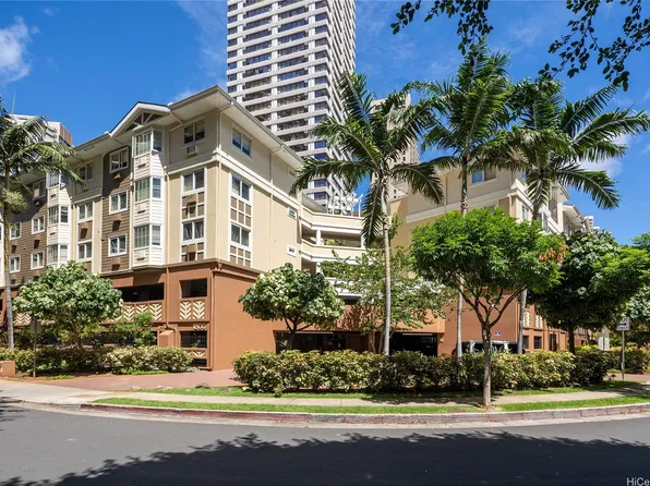 1800 Kaioo Dr APT C304, Honolulu, HI 96815