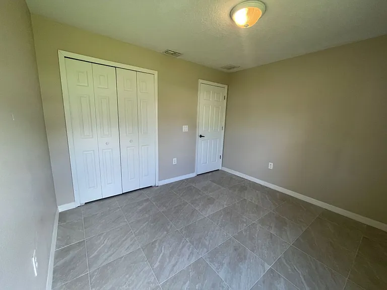 568 Finch Ct — Photo 23