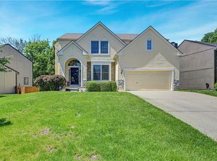 12462 Rosehill St, Overland Park, KS 66213