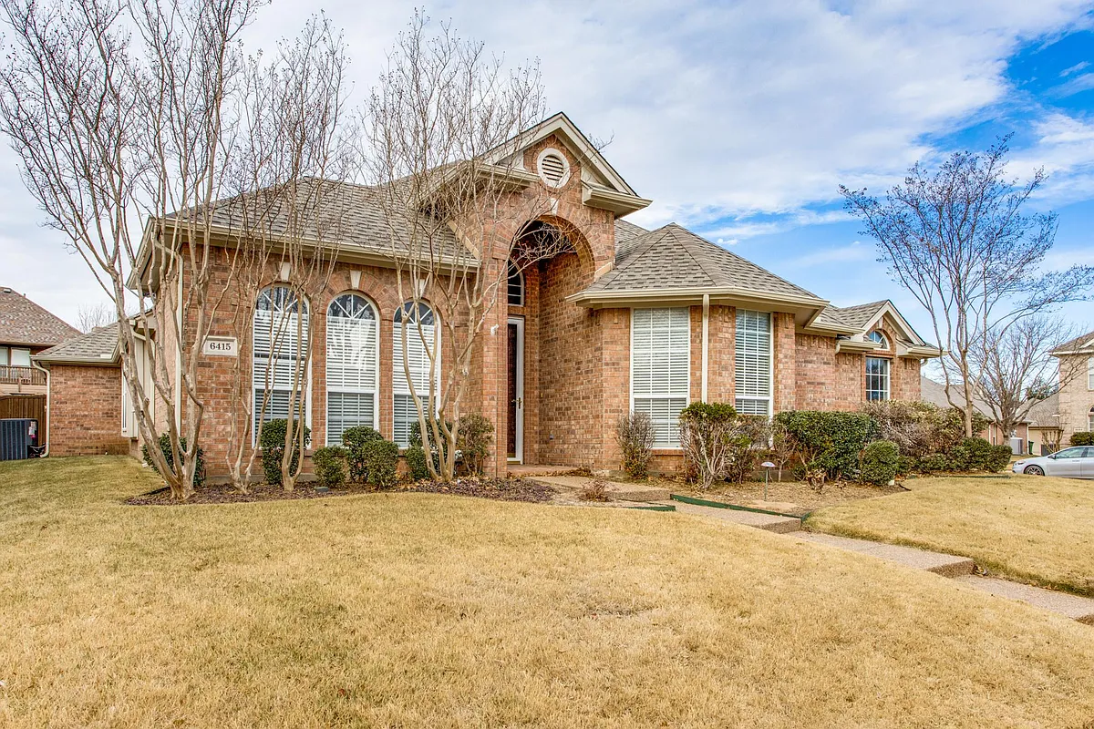 Building Photo - 6415 Day Spring Dr