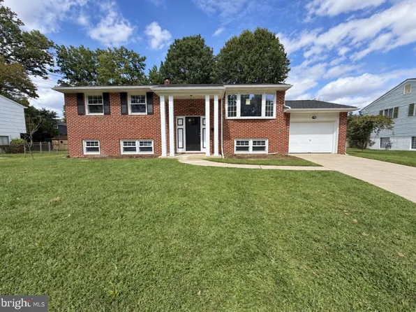806 Sunset Dr, Somerdale, NJ 08083