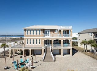 7590 Gulf Blvd, Navarre, FL 32566