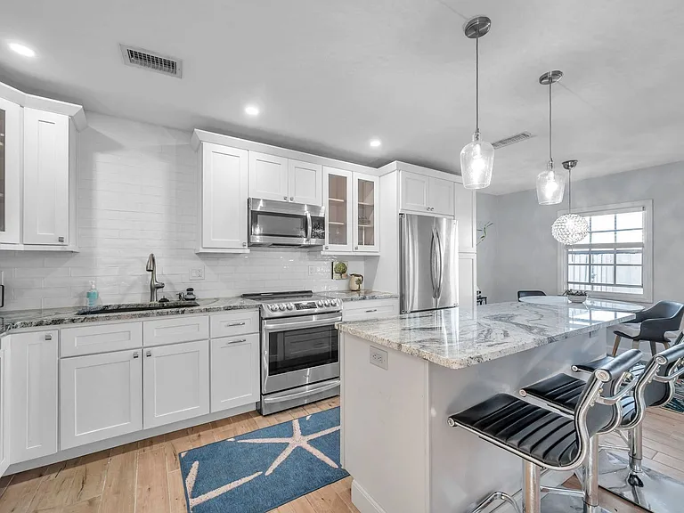 4728 Beach Dr SE #A — Photo 12
