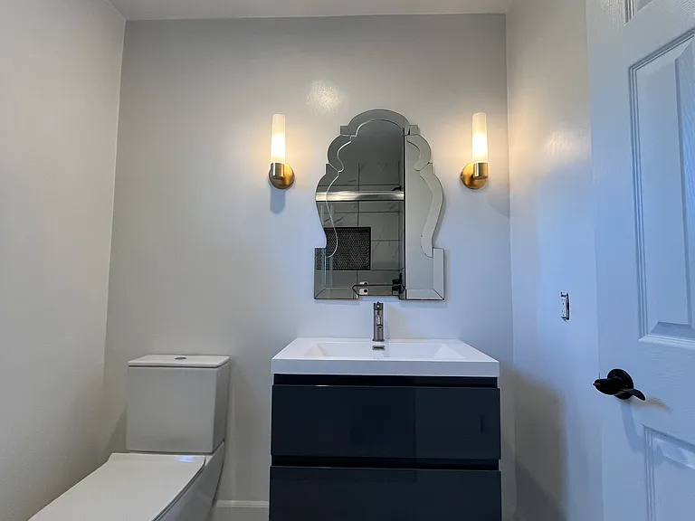 Silver Oak Ln — Photo 15