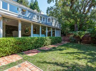 2 El Caminito, Orinda, CA 94563