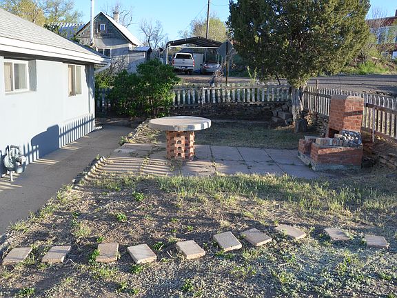 2nd image of 1004 E 1st St