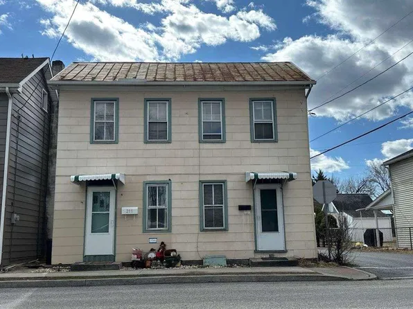 211 W Simpson St, Mechanicsburg, PA 17055