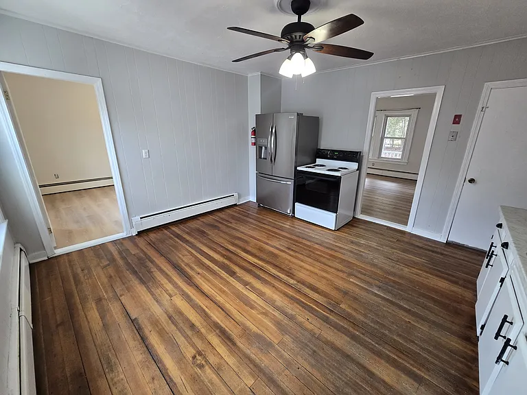 1019 Victory Hwy #1019 — Photo 5