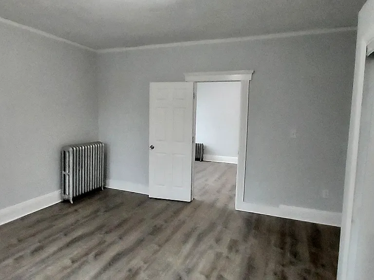 225 McBride Ave #3 — Photo 7