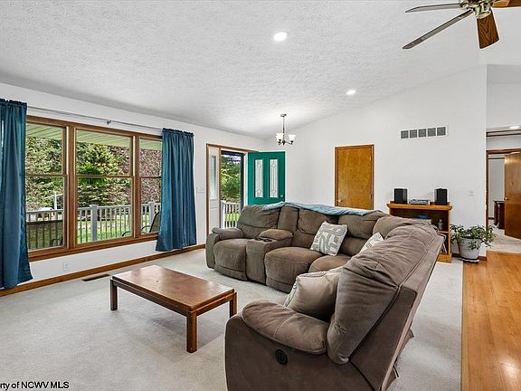 3rd image of 107 Mine Rd #41