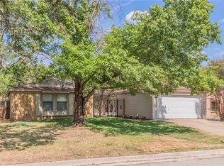 4407 Timber Run Dr, Arlington, TX 76001