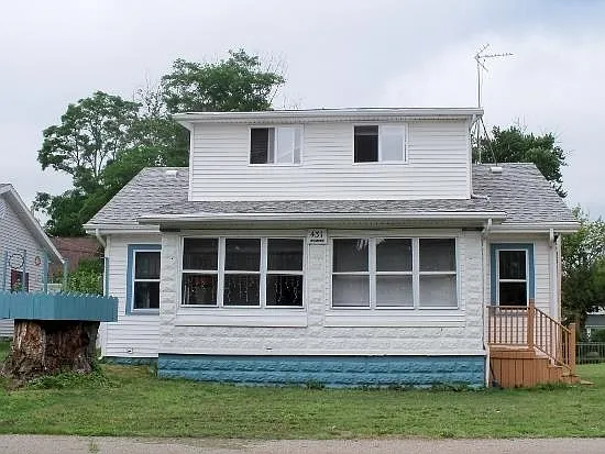 431 Vandalia St photo 1