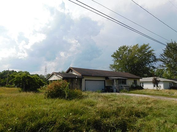 3rd image of 6138 Antrim St