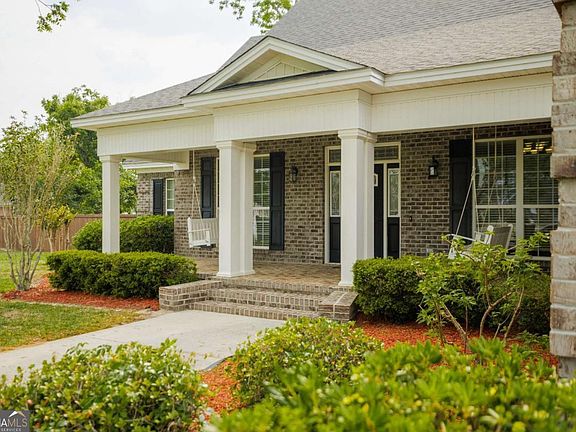 3rd image of 3898 Orchard Way