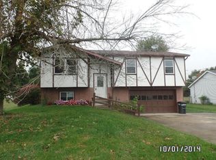 536 Derby Downs Rd, Newark, OH 43055