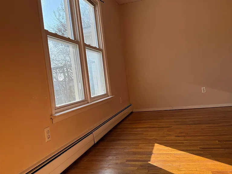 108 Evergreen St #2 — Photo 13