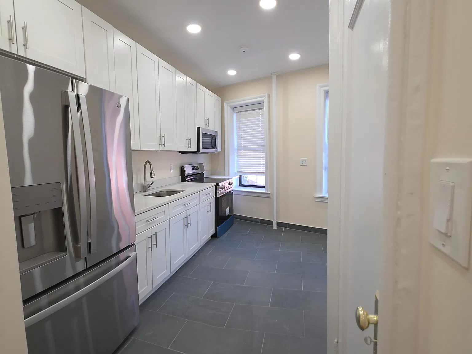8502 Fourth Avenue — Photo 3