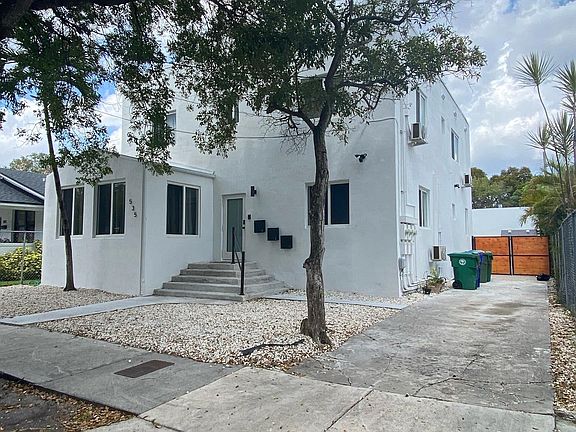 2nd image of 535 NW 41st St #2