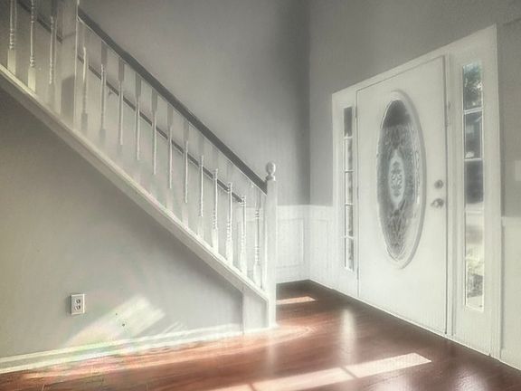 2nd image of 2592 Brookgate Xing