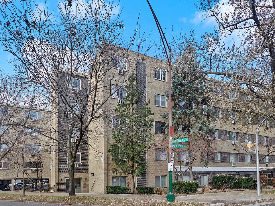 1st image of 7306 N Winchester Ave APT 405