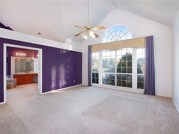 4th image of 135 Harbor Club Ln