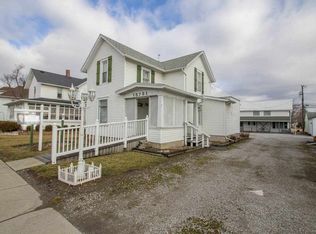 13731 State St, Grabill, IN 46741