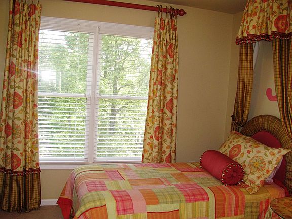 large secondary bedrooms