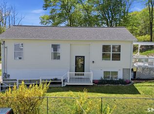 21 Chase St, Pawcatuck, CT 06379