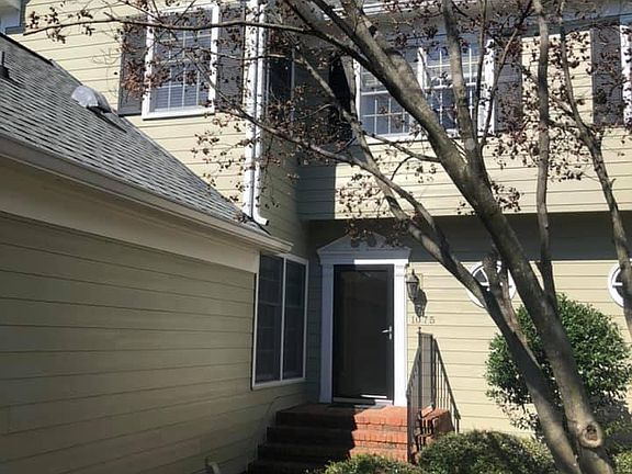 3rd image of 1075 Constitution Dr
