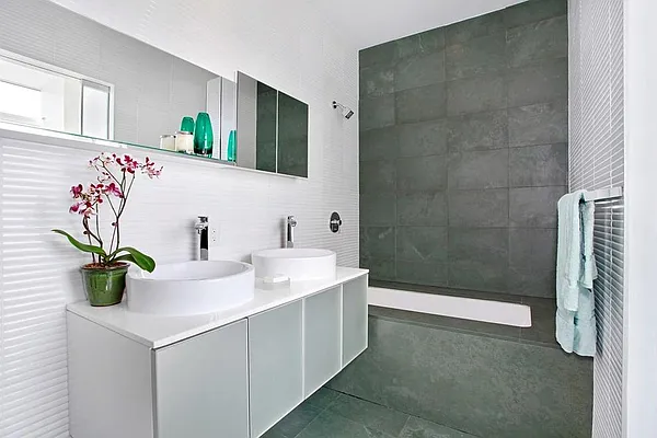 Sold by Corcoran | media 7