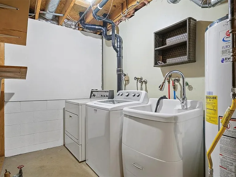 1101 Timberglen Dr — Photo 21