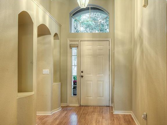 4th image of 18914 Twinberry Dr