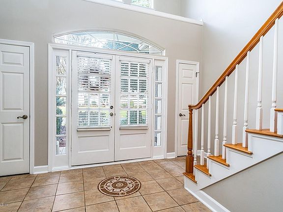 3rd image of 3116 W Southern Hills Cir