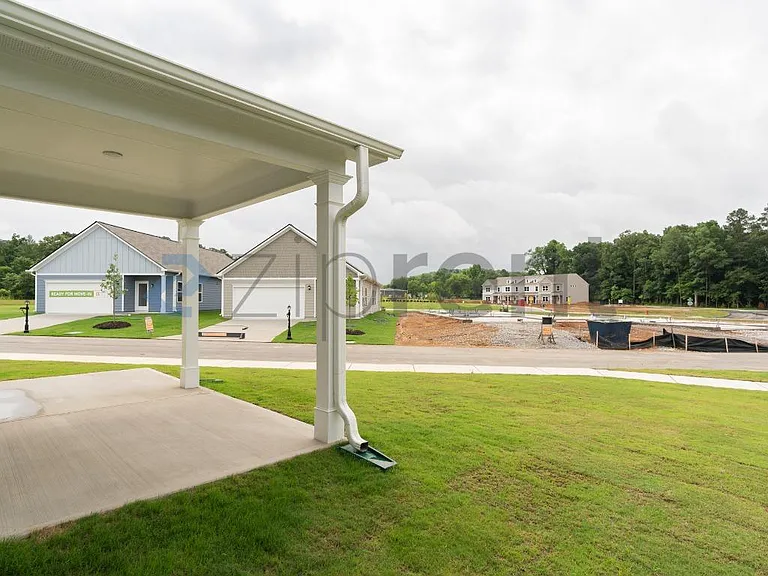 11056 Valmont Ln — Photo 3
