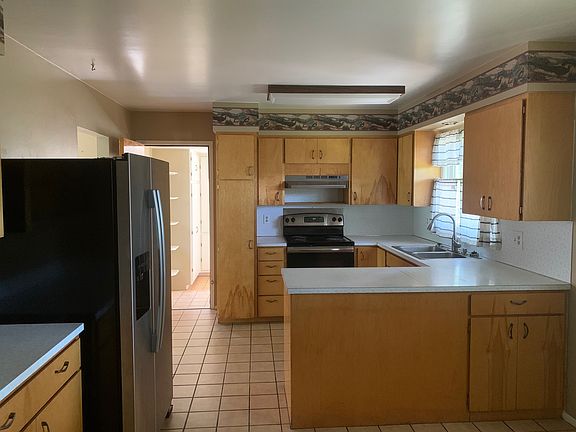 4th image of 110 Van Sant Rd
