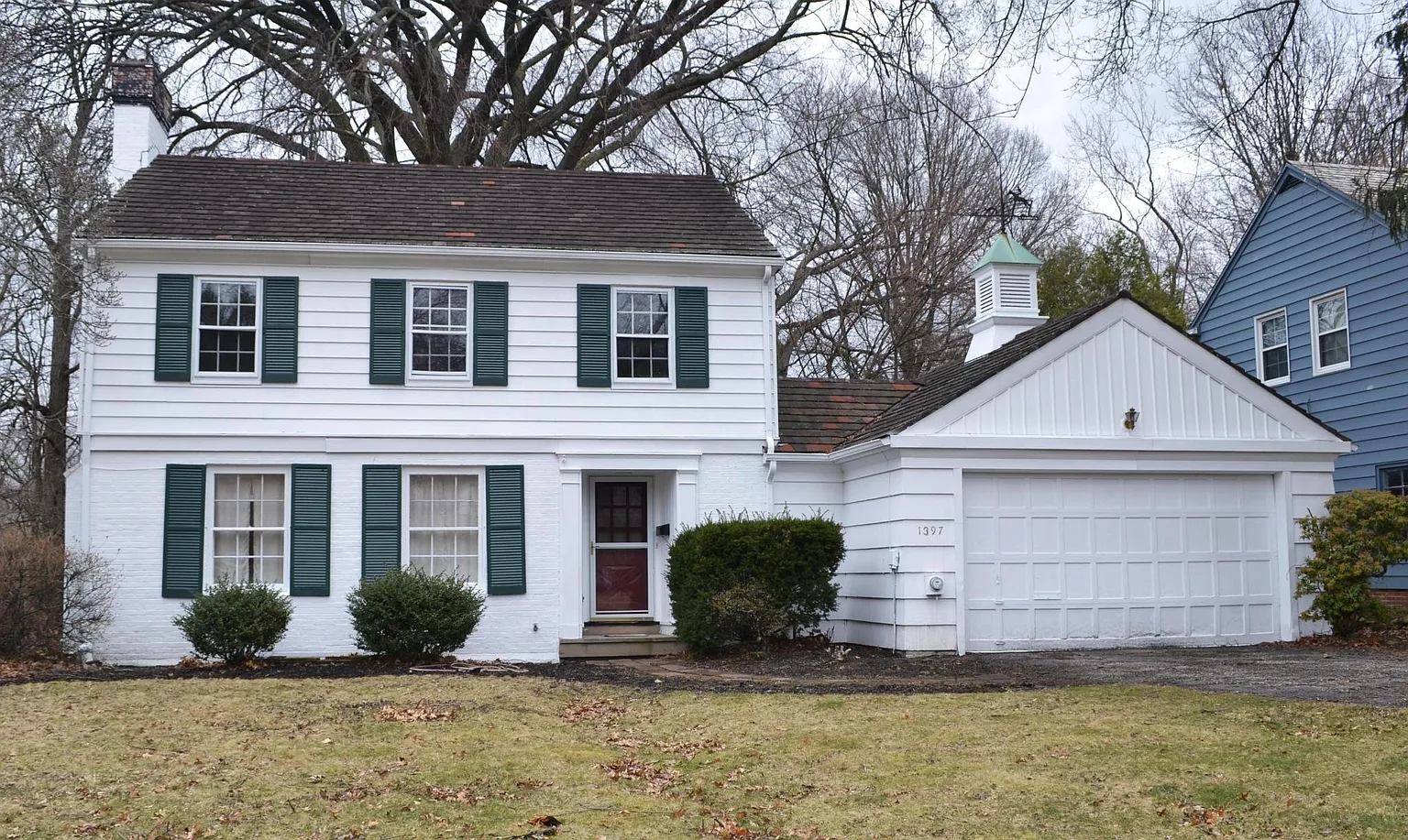 1397 Westover Rd photo 1