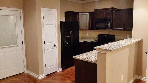 4th image of 4925 Stowers Blvd