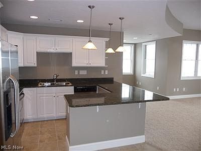 2nd image of 3033 Beach Towne Ct
