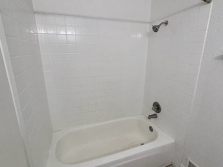 4100 Gaddi Dr #3 — Photo 9